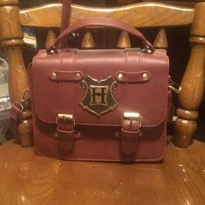 Almost brand new only used once. Still has all of its accessories